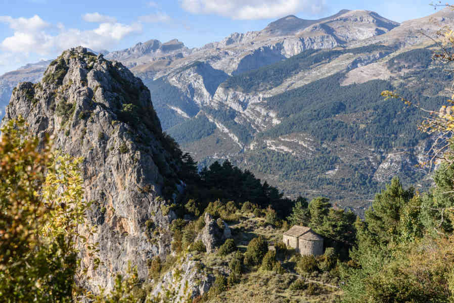 Huesca - Tella 09 - ermita de los Santos Juan y Pablo.jpg